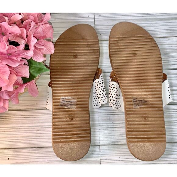 Olivia Miller White Hooded Rhinestone Slip On Sandals S:9 - Picture 9 of 12